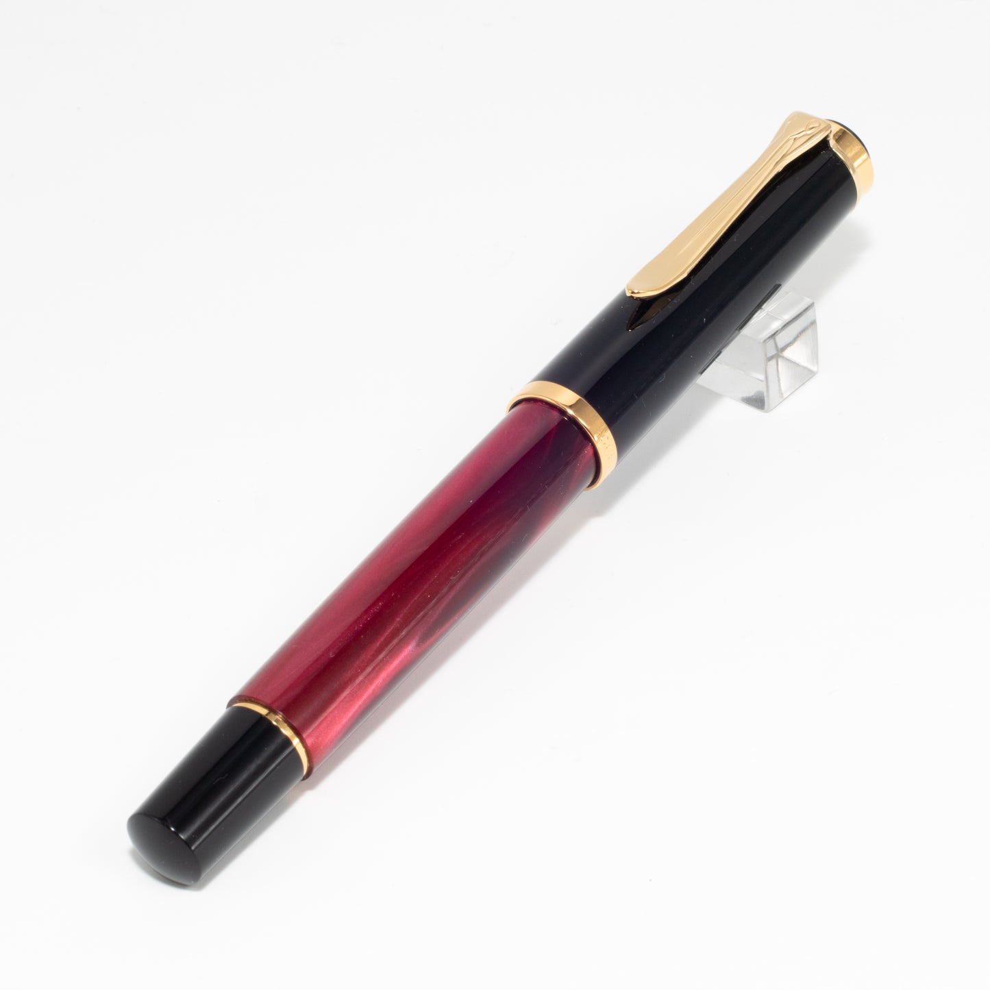 Pelikan Limited Edition M200 レッドマーブル