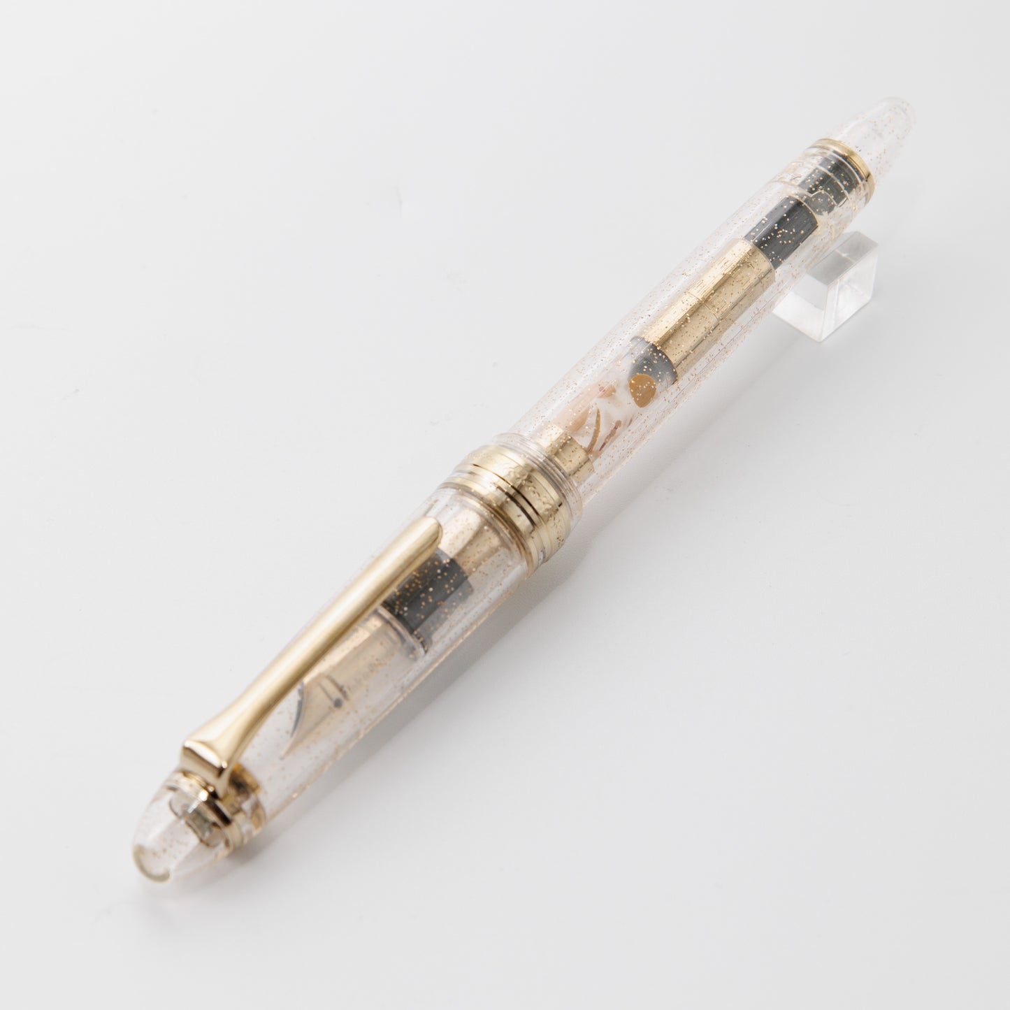 The Moon Rabbit, Wajima full Makie gold converter for Sailor pens