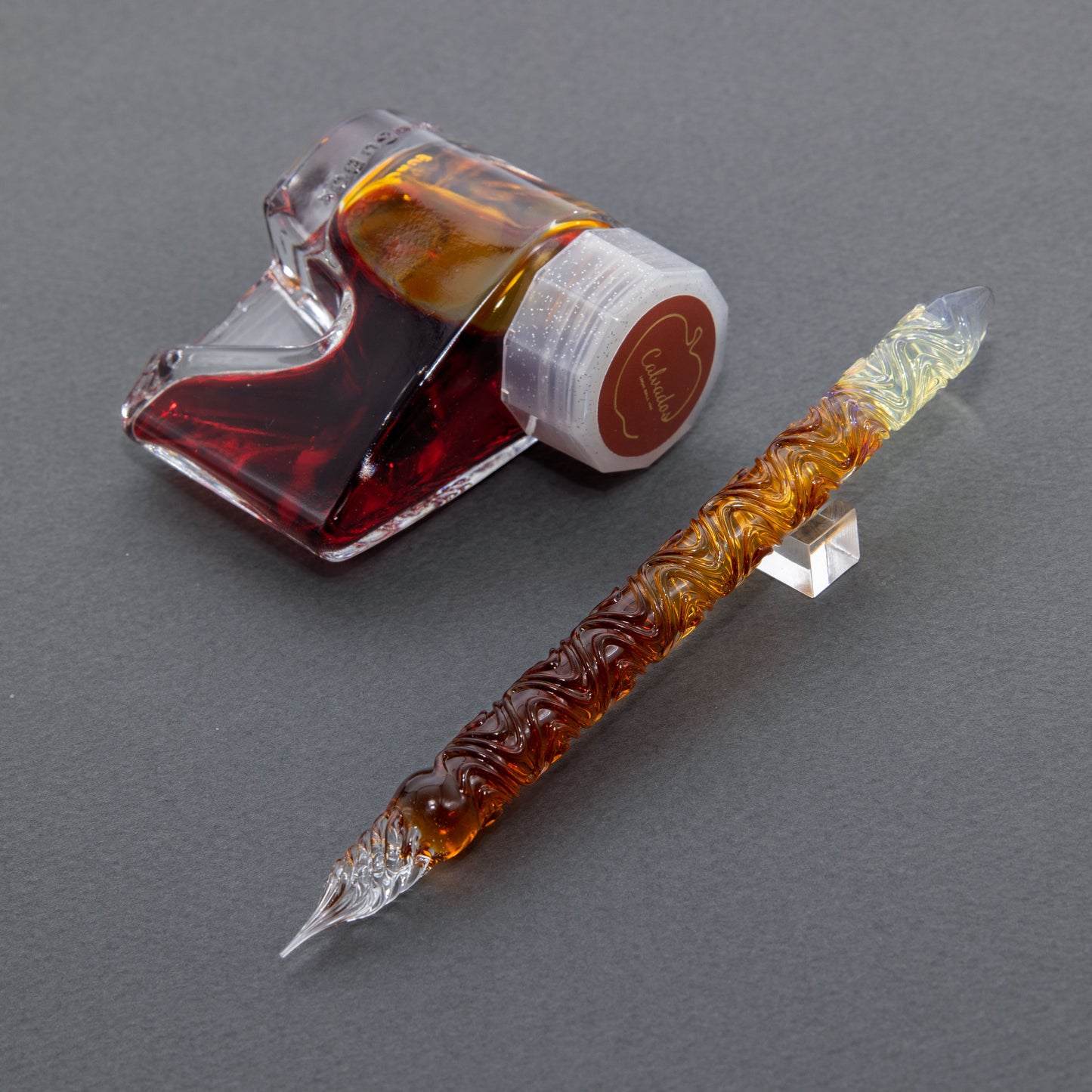 BUNGUBOX x Synchronicity Glass Art "Calvados"