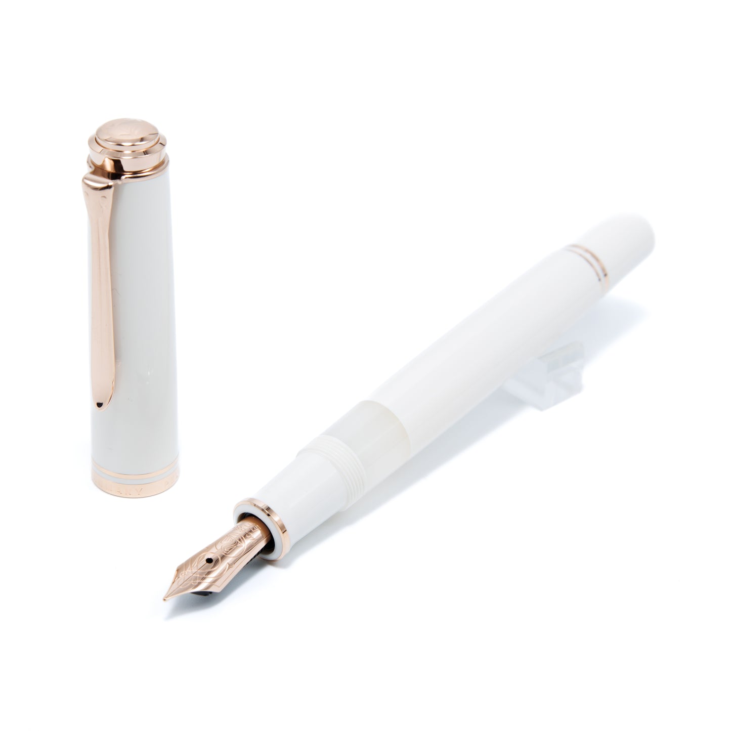 Pelikan M600リミテッド 2025 スーベレーン ホワイト&ローズ