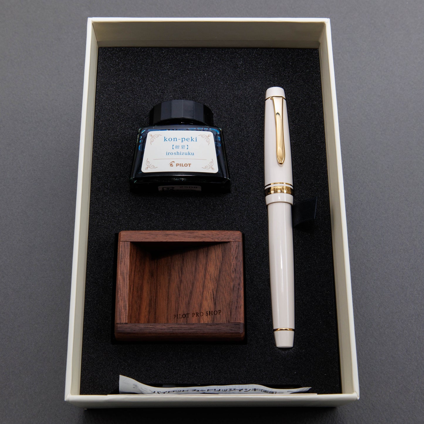 PILOT 2025 Limited Edition カスタムヘリテイジ912