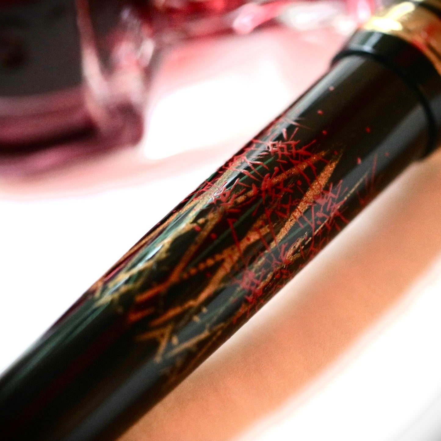 BUNGUBOX x SAILOR Wajima Makie Fountain Pen "Red Spider Lily in the Moonlit Night"