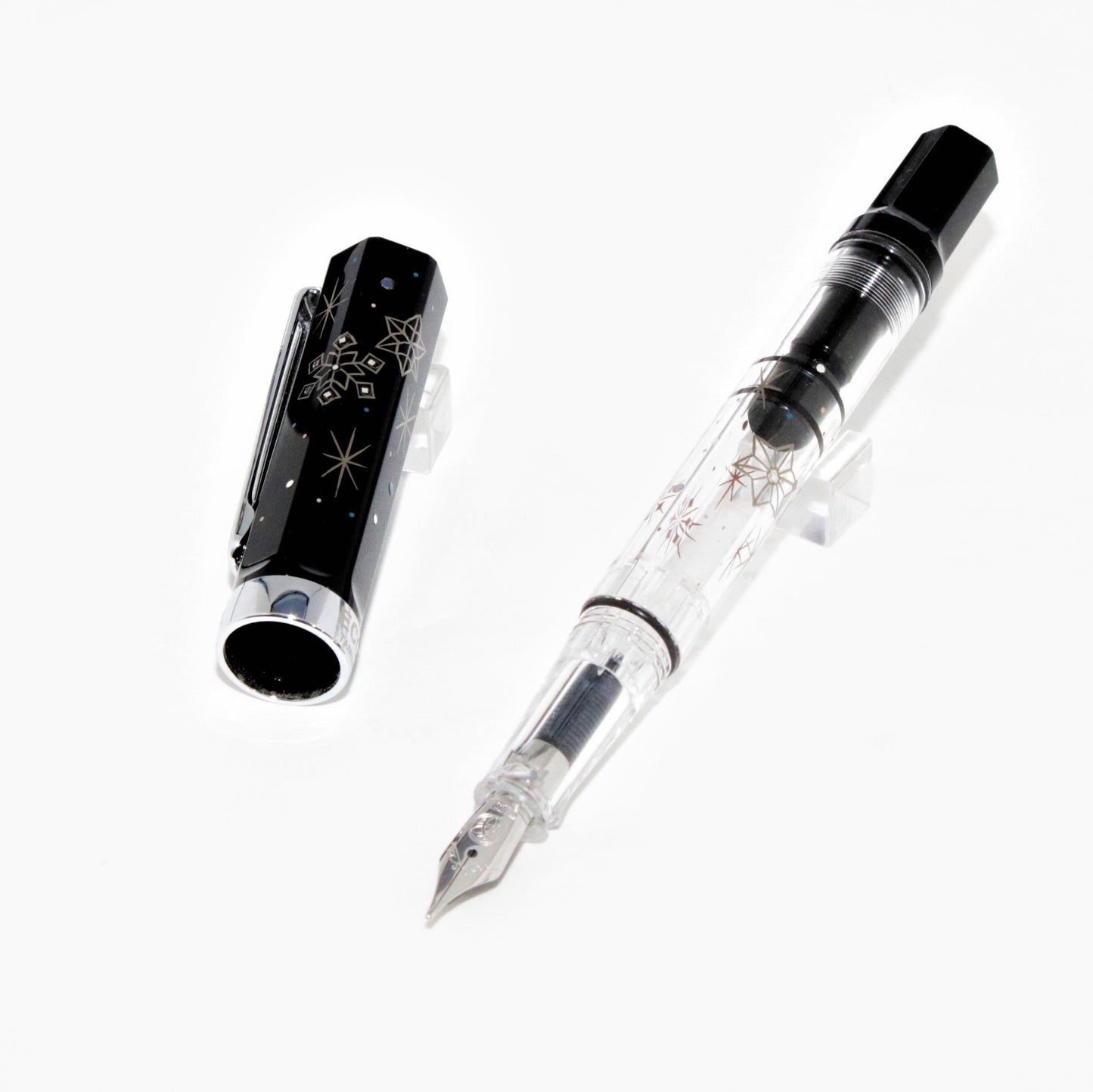 TWSBI 輪島蒔絵万年筆『 雪の結晶』(ブラック)