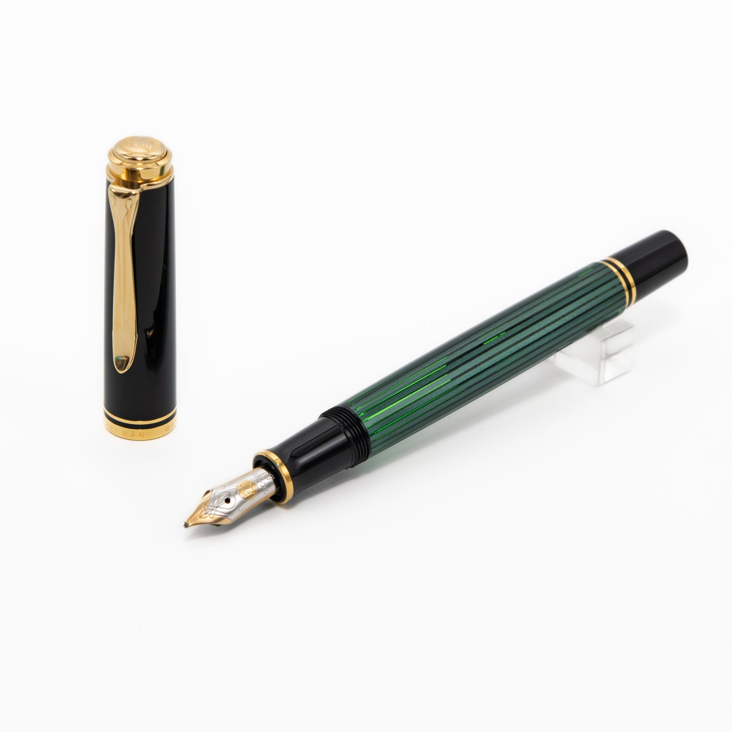 [Pelikan] M400 Green-Stripe Fountain Pen (B)