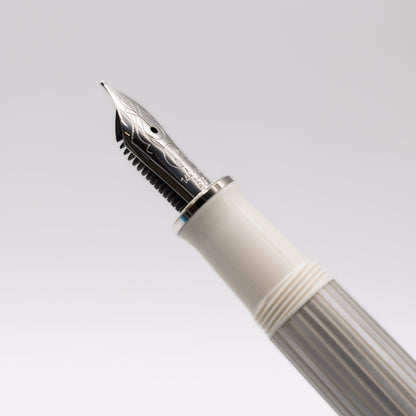 [Pelikan] M405 Silver-White Fountain Pen (M)
