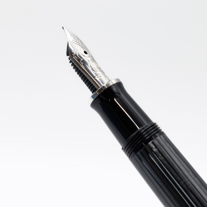[Pelikan] M405 Black-Stripe Fountain Pen (M)