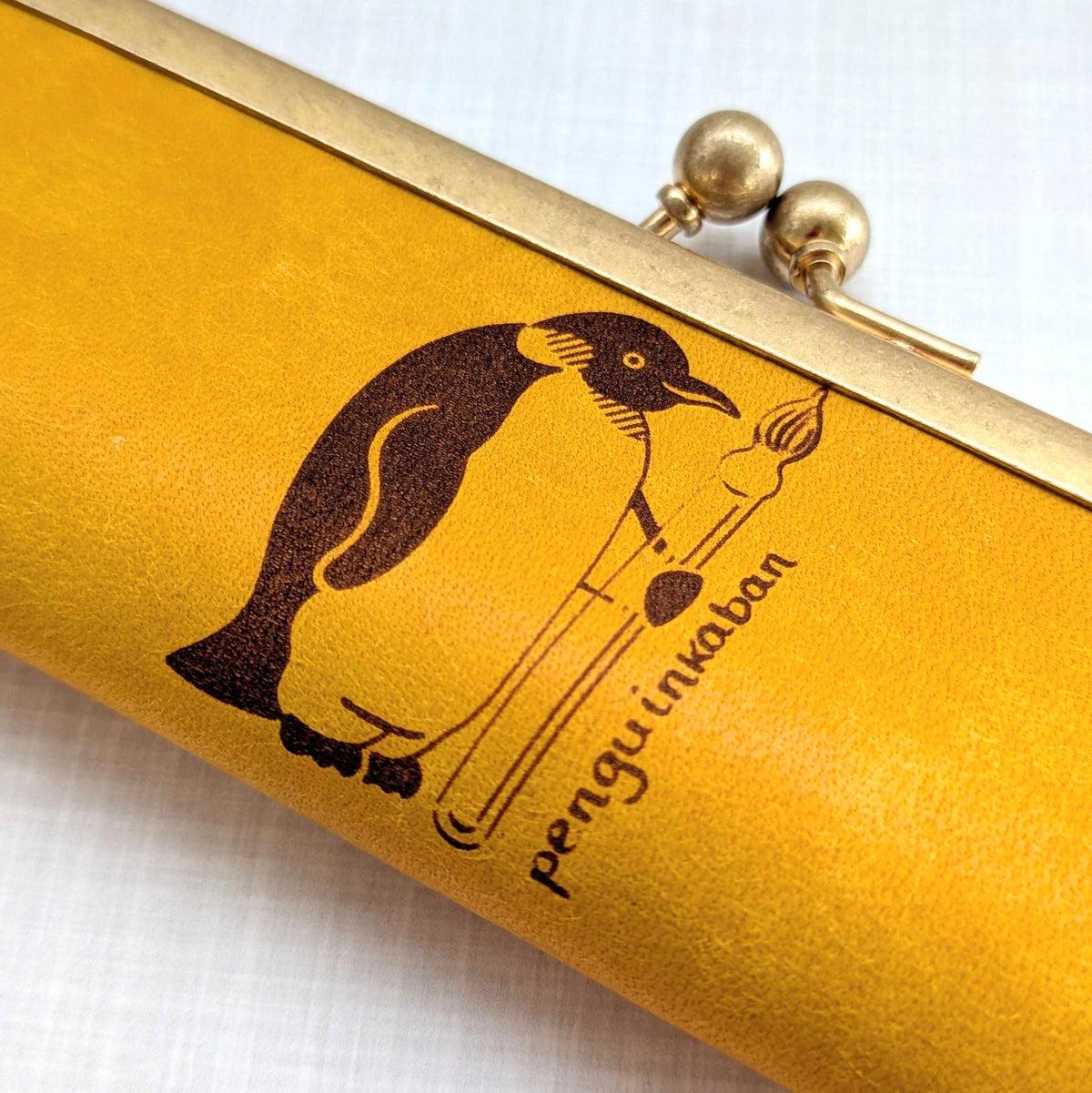Penguin Kaban-sha Pen Case for 1 Regular-Size Pen, Penguin Mark