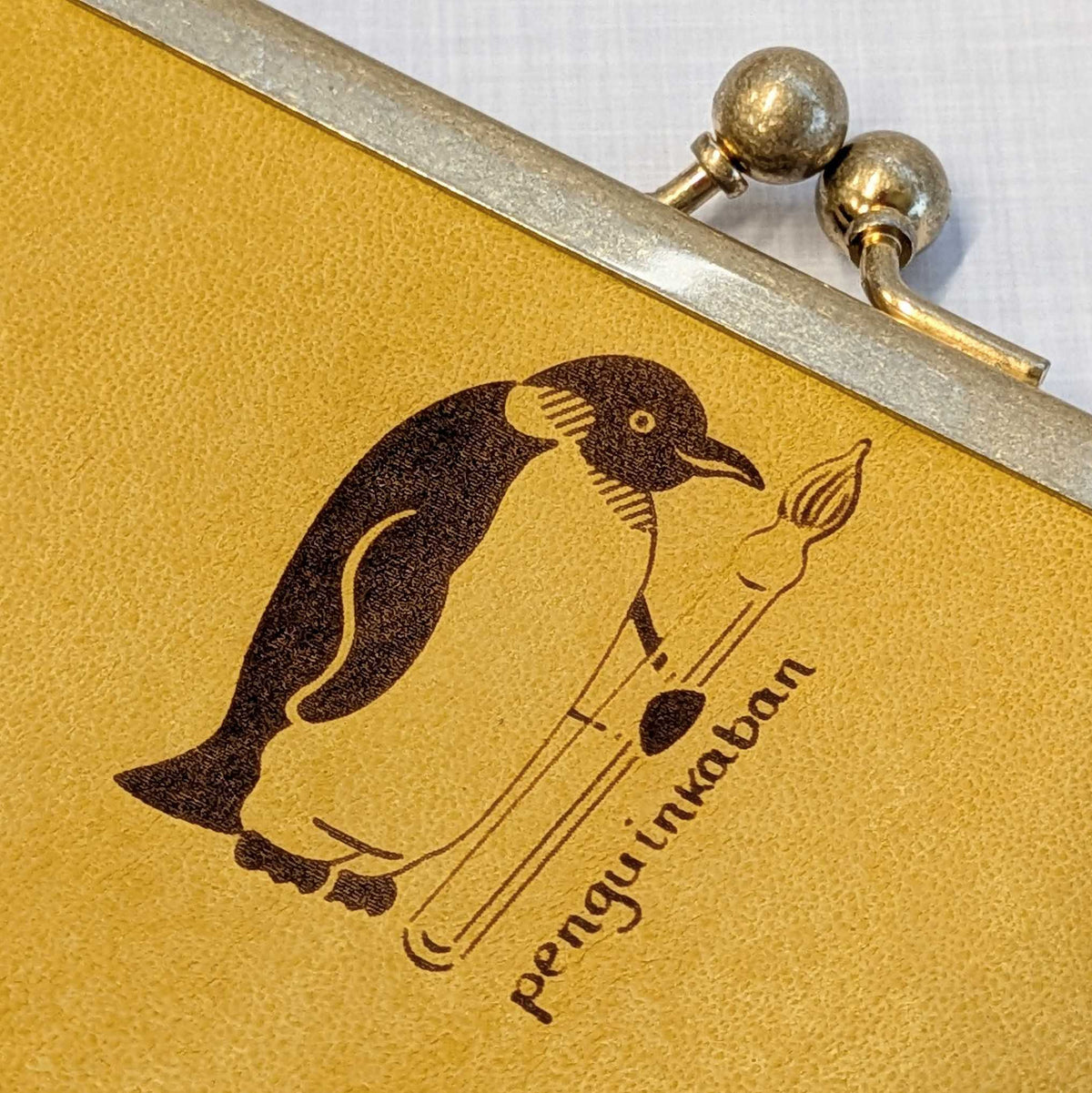 Penguin Kaban-sha Pen Case for 3 Short-Size Pens, Penguin Mark