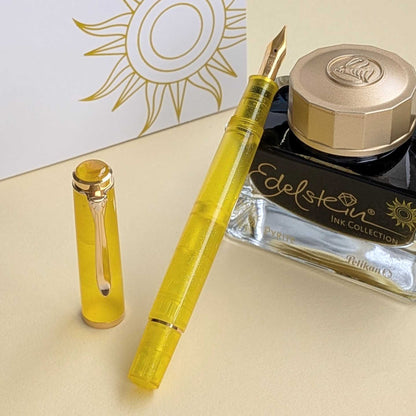 Pelikan M200 Pyrite Fountain Pen with the Edelstein Ink Set