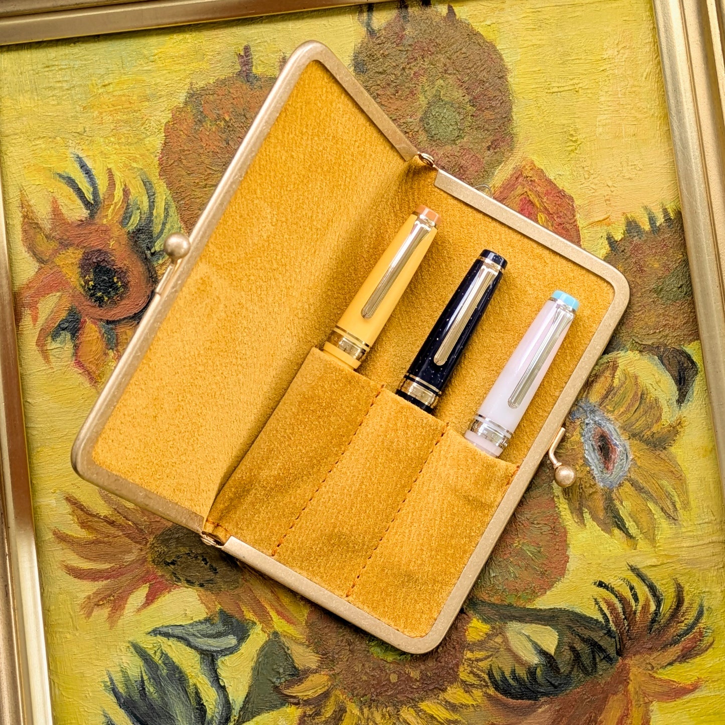 Sunflowers of Arles Metal Clasp Pen Case for 3 pens, BUNGUBOX x Penguin Kaban