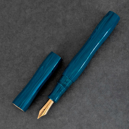 半月 (OLE) MAHINAシリーズ Nalu万年筆 BUNGUBOX × Eboya Friendship Pen