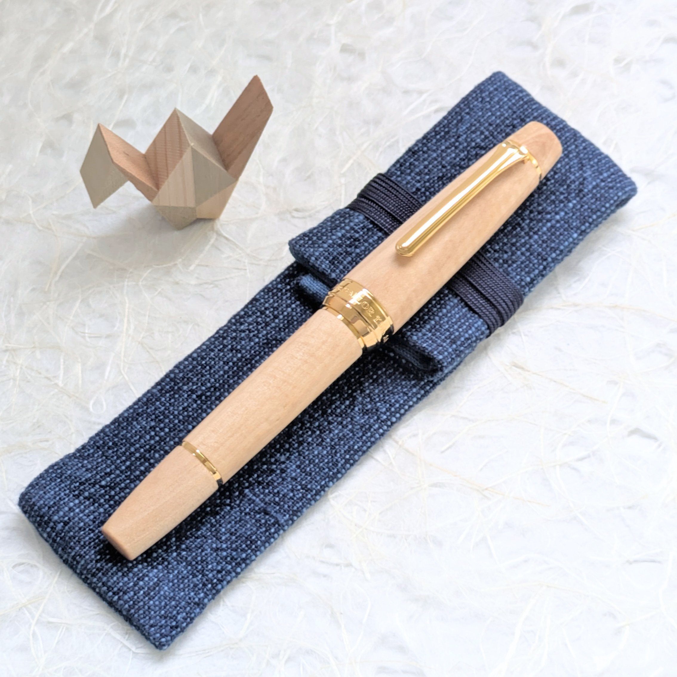 値下げ中【新品・未使用】ZenZoi♡竹製箱付き 万年筆 在庫1本のみ！ New – BUNGUBOX
