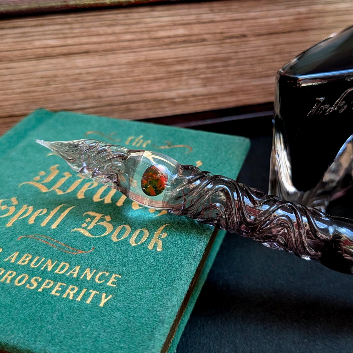 The mini Witch ガラスペン BUNGUBOX x Synchronicity Glass Art