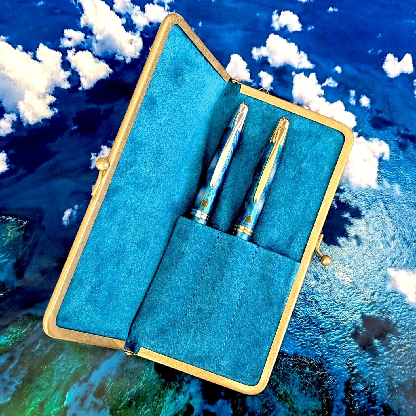 Bon Voyage Metal Clasp Pen Case for 3 regular sized pens, BUNGUBOX x Penguin Kabansha