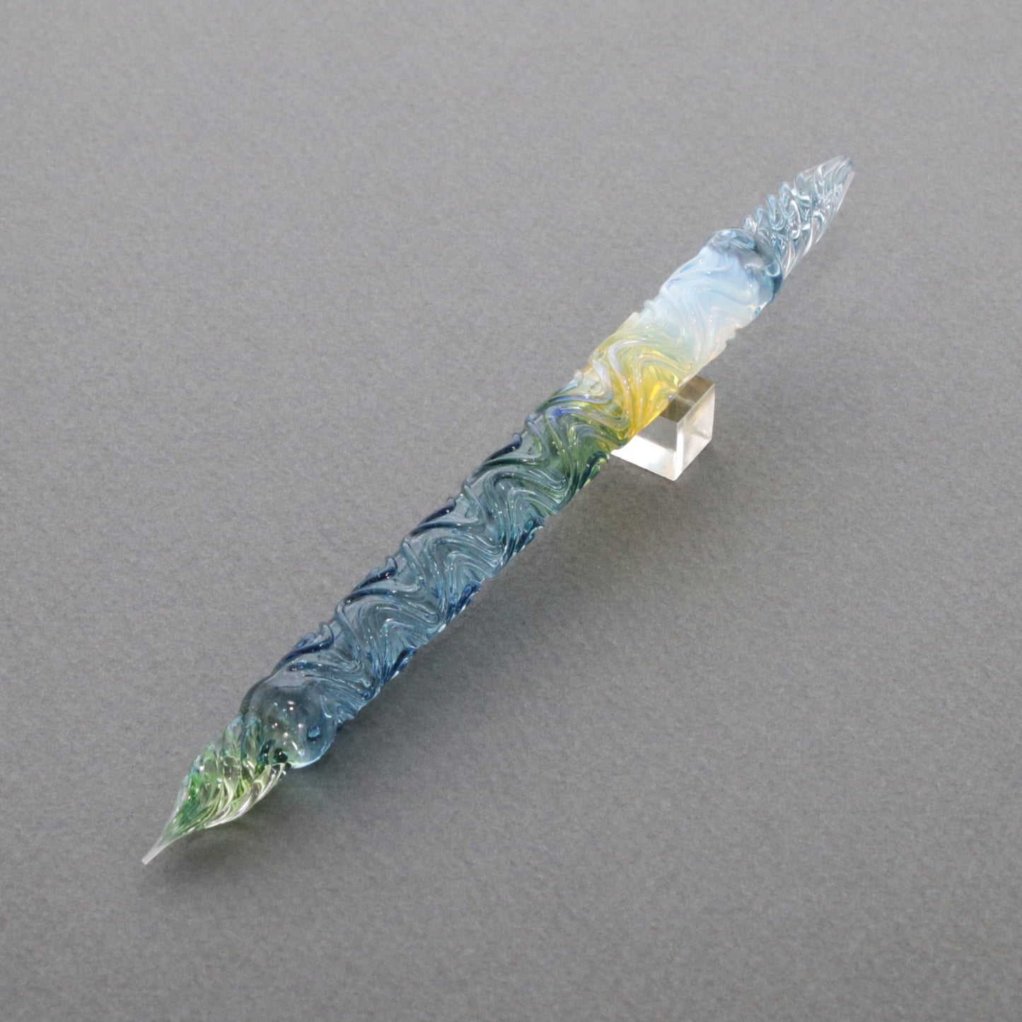 [Synchronicity Glass Art x BUNGUBOX] Swell Dual-sided Glass Pen "Fujiyama Blue"