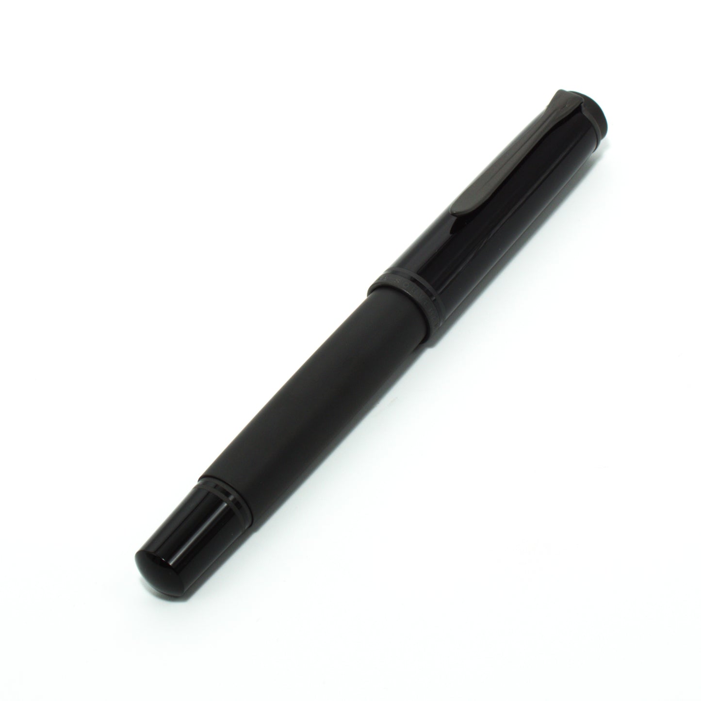 Pelikan スーベレーン M809 ブラックマット