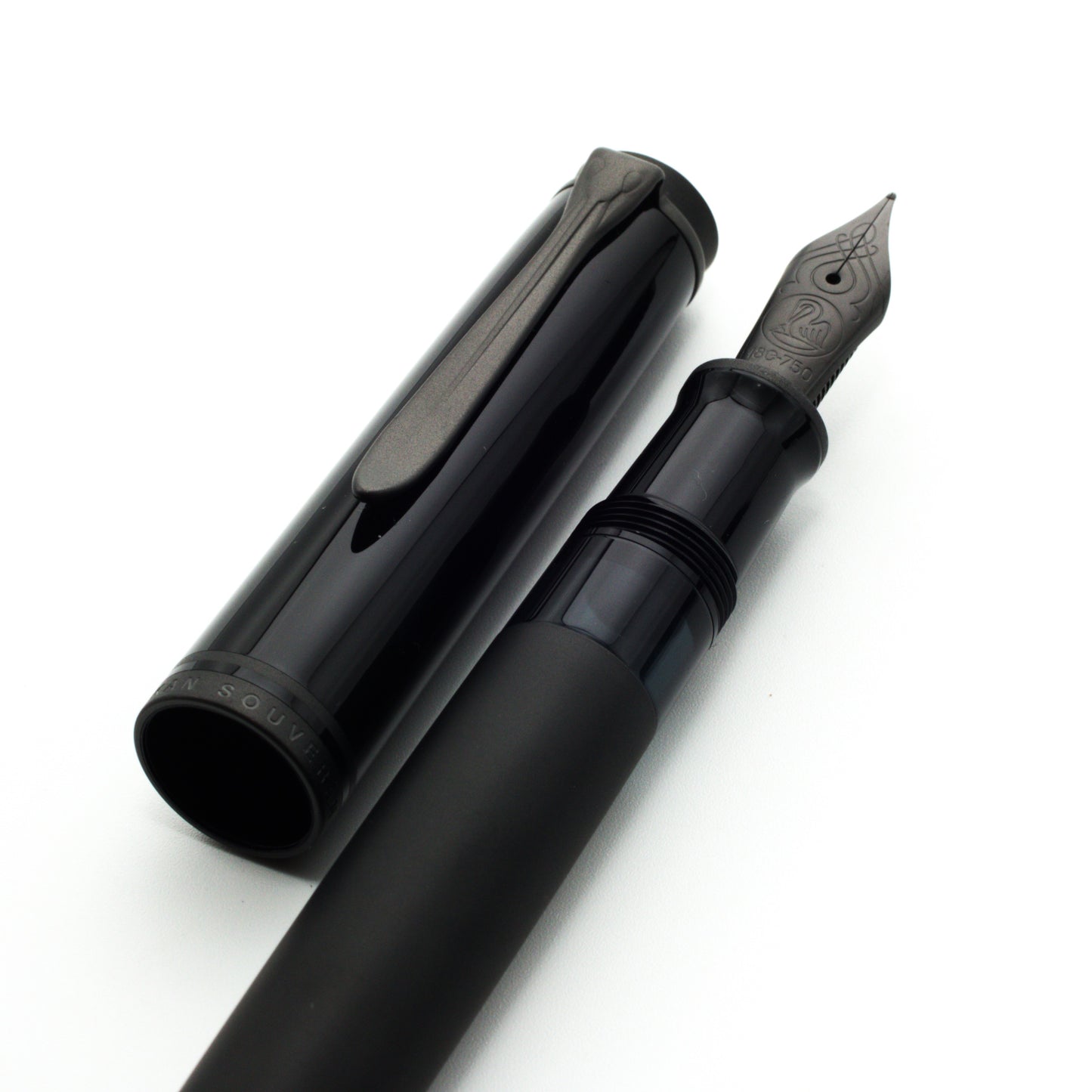 Pelikan スーベレーン M809 ブラックマット