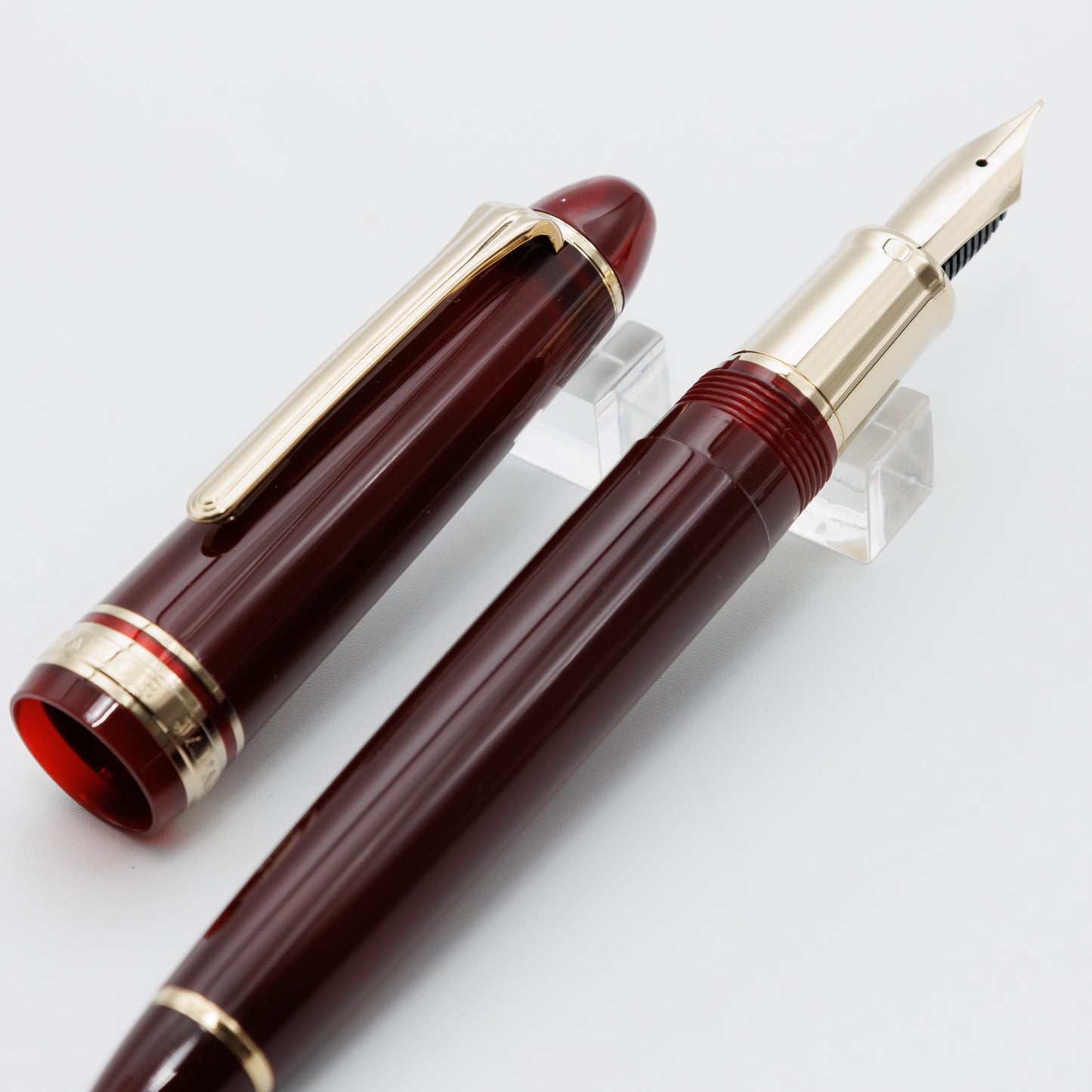 SAILOR Profit Casual L Stable Clear Red