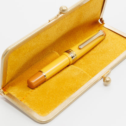 アルルのひまわり 口金ペンケース ショート2本挿 BUNGUBOX x 編吟革盤舎